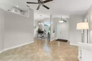 917 Via Bianca Dr, Davenport, FL 33896 - Photo 9