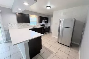 4428 Carousel Rd, Orlando, FL 32808 - Photo 9
