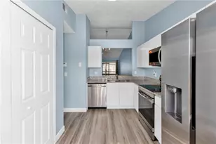 2501 King Oak Cir, Saint Cloud, FL 34769 - Photo 5