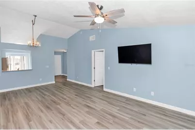 2501 King Oak Circle, Saint Cloud, FL 34769 - Photo 11