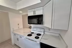 9605 Eastfield Rd, Thonotosassa, FL 33592 - Photo 5