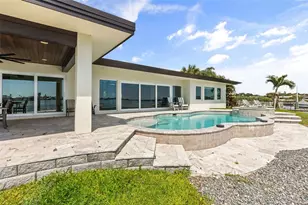 4598 Clearwater Harbor Dr S, Largo, FL 33770 - Photo 39