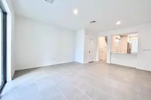 6248 Fairmont Ln, Palmetto, FL 34221 - Photo 7