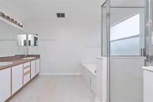 746 Lockbreeze Dr, Davenport, FL 33897 - Photo 29