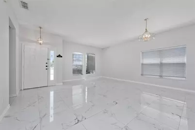 746 Lockbreeze Drive, Davenport, FL 33897 - Photo 5