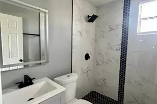 708 Martin L King Jr Ave, Lakeland, FL 33815 - Photo 9