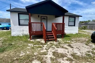 708 Martin L King Jr Ave, Lakeland, FL 33815 - Photo 1