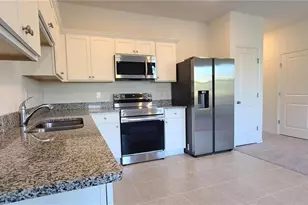 393 Madison Dr, Davenport, FL 33837 - Photo 13