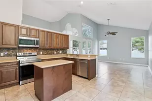 1025 Oceanbreeze Ct, Orlando, FL 32828 - Photo 13