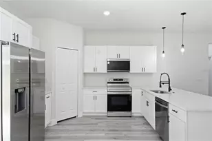 8809 N Circular Way, Dunnellon, FL 34434 - Photo 13