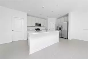 5858 Le Marin Wy, Kissimmee, FL 34758 - Photo 9