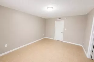 2779 L B McLeod Rd, Orlando, FL 32805 - Photo 9
