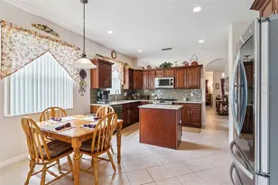 9955 Medallion Bluff Ln, Orlando, FL 32829 - Photo 9