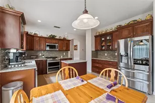 9955 Medallion Bluff Ln, Orlando, FL 32829 - Photo 13