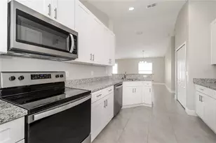 419 Britten Dr, Kissimmee, FL 34758 - Photo 5