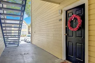 1081 Hiawassee, Orlando, FL 32835 - Photo 3