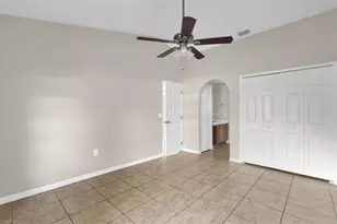 525 Carlsbad Dr, Kissimmee, FL 34758 - Photo 9