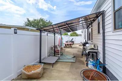 106 Leisure World Drive N, Debary, FL 32713 - Photo 25