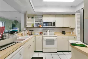 2504 Citrus Club Ln, Orlando, FL 32839 - Photo 9