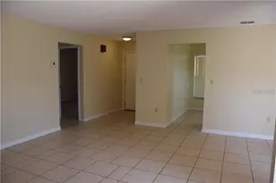 470 Hunter Cir, Kissimmee, FL 34758 - Photo 5