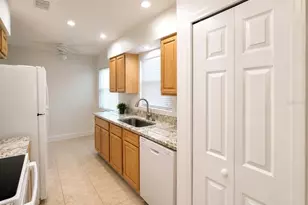 11603 Sarita Ct, Orlando, FL 32817 - Photo 5