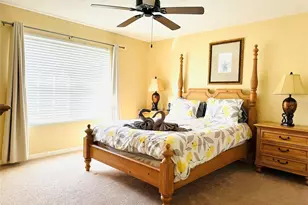 1049 Lake Berkley Dr, Kissimmee, FL 34746 - Photo 9