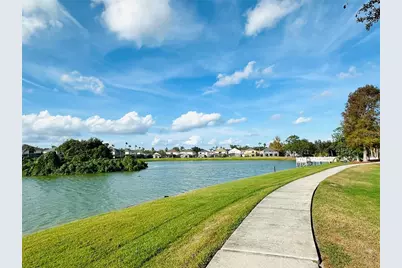 1049 Lake Berkley Drive, Kissimmee, FL 34746 - Photo 43