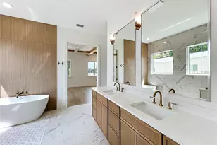 1205 Falcon Dr, Orlando, FL 32803 - Photo 53