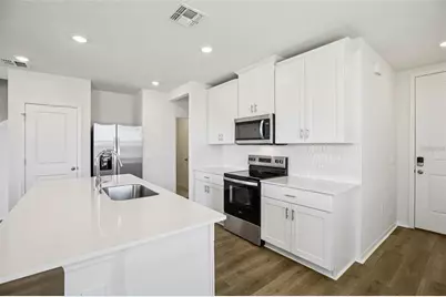 698 Muhly Street, Lady Lake, FL 32159 - Photo 9