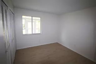 5301 White Cliff Ln, Orlando, FL 32812 - Photo 11