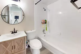 1230 E Muriel St, Orlando, FL 32806 - Photo 17