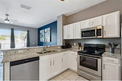 2530 Maneshaw Lane, Kissimmee, FL 34747 - Photo 9