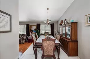 5845 Lake Lizzie Dr, Saint Cloud, FL 34771 - Photo 15