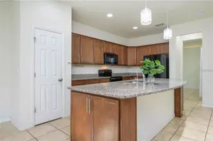 2775 Red Horse Dr, Kissimmee, FL 34744 - Photo 15