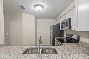10855 Windsor Walk Dr, Orlando, FL 32837 - Photo 5