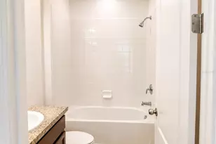 4932 Olivia Ct, Saint Cloud, FL 34772 - Photo 5