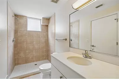 2515 SW 35th Place #103, Gainesville, FL 32608 - Photo 23
