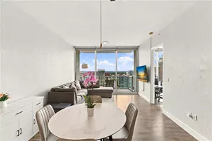 150 E Robinson St, Orlando, FL 32801 - Photo 9
