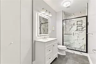 150 E Robinson St, Orlando, FL 32801 - Photo 21