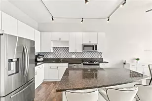 150 E Robinson St, Orlando, FL 32801 - Photo 7