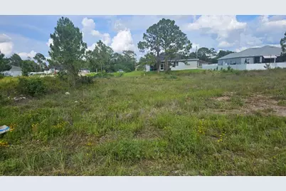 1400 Venice Avenue N, Lehigh Acres, FL 33971 - Photo 9