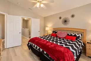 7683 Fitzclarence St, Kissimmee, FL 34747 - Photo 5