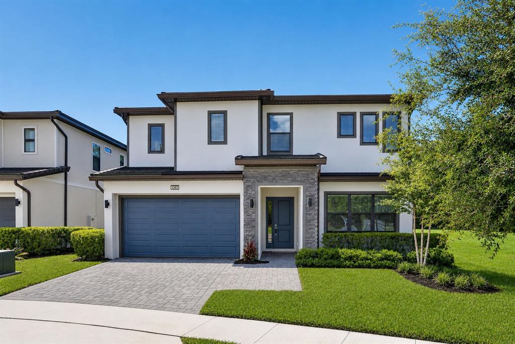 1242 Butterfly Orchid Rd - 1242 Butterfly Orchid Rd, Davenport, FL 33837 Luxury Property | Jose Angel Pina