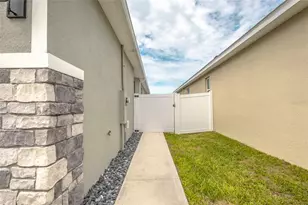 2843 Elio Hammock Dr, Saint Cloud, FL 34773 - Photo 5