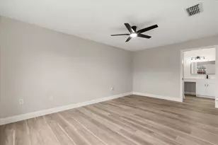 443 Hunter Cir, Kissimmee, FL 34758 - Photo 15