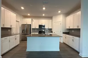 5665 Wood Bridge Pl, Saint Cloud, FL 34771 - Photo 5
