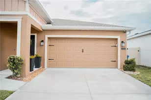 2326 Burney Fls Ln, Davenport, FL 33837 - Photo 3