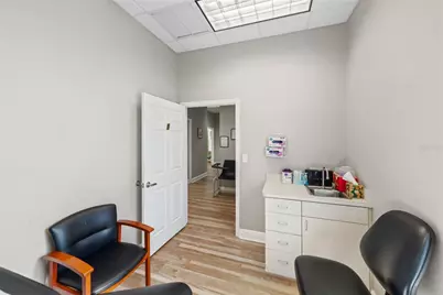 5381 Primrose Lake Circle, Tampa, FL 33647 - Photo 29