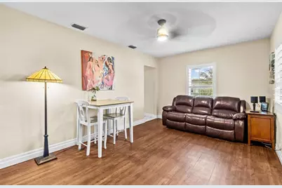 301 Granada Street, Fort Pierce, FL 34949 - Photo 9