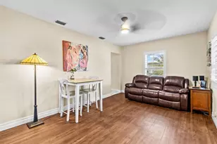 301 Granada St, Fort Pierce, FL 34949 - Photo 9